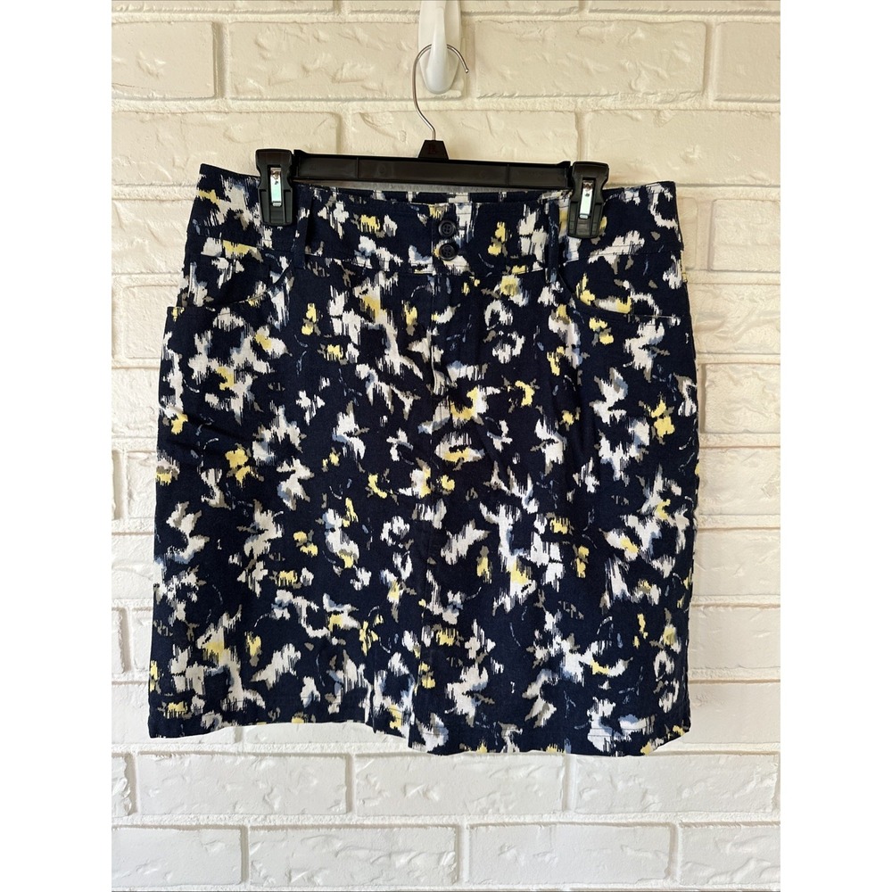 CJ Banks SKORT Size 6 Linen Blend Pockets Navy Floral Preppy Summer Vibe